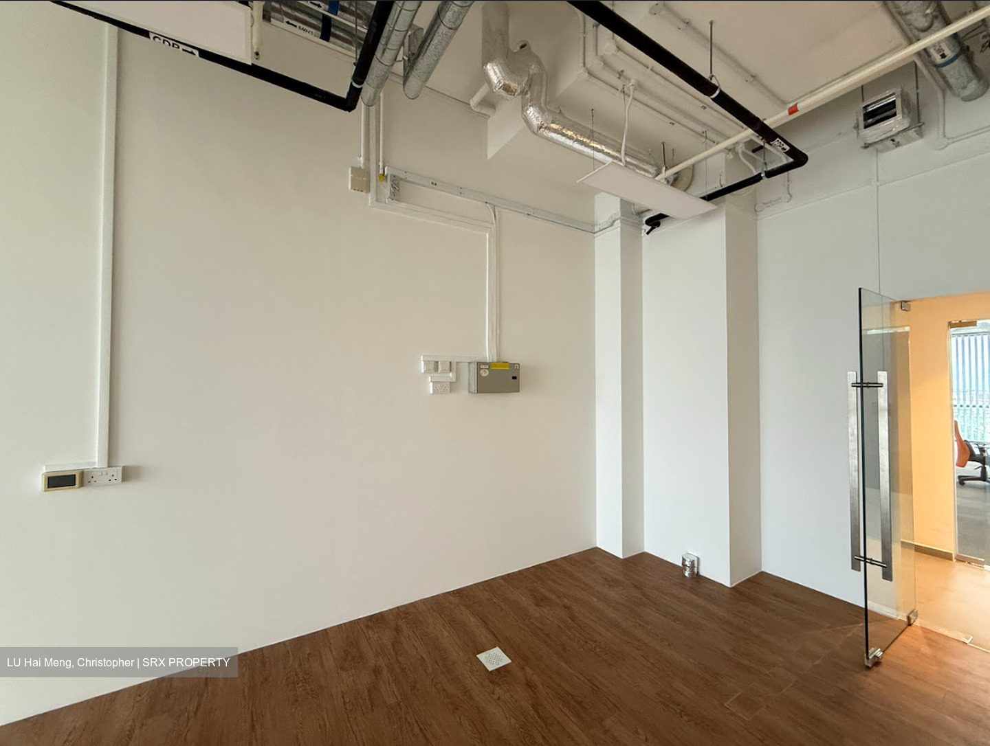 Woods Square (D25), Office #479199951